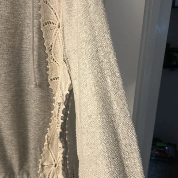 FREE PEOPLE hooded sweatshirt! - Picture 4 of 6